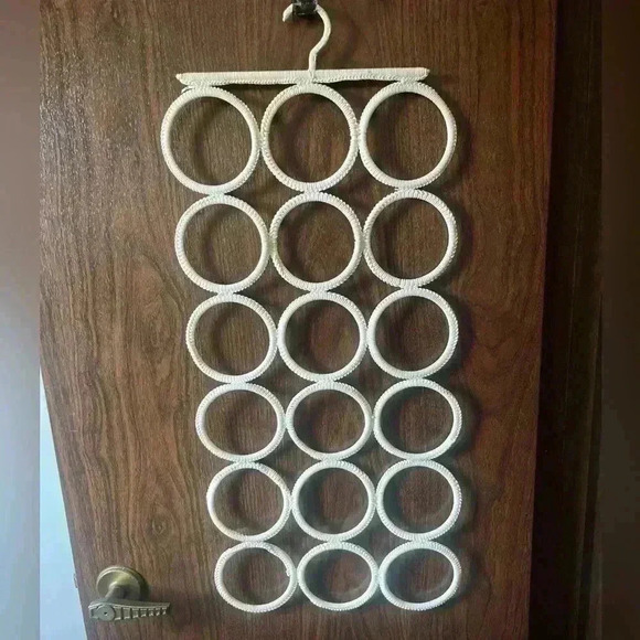 None Other - Scarf organizer